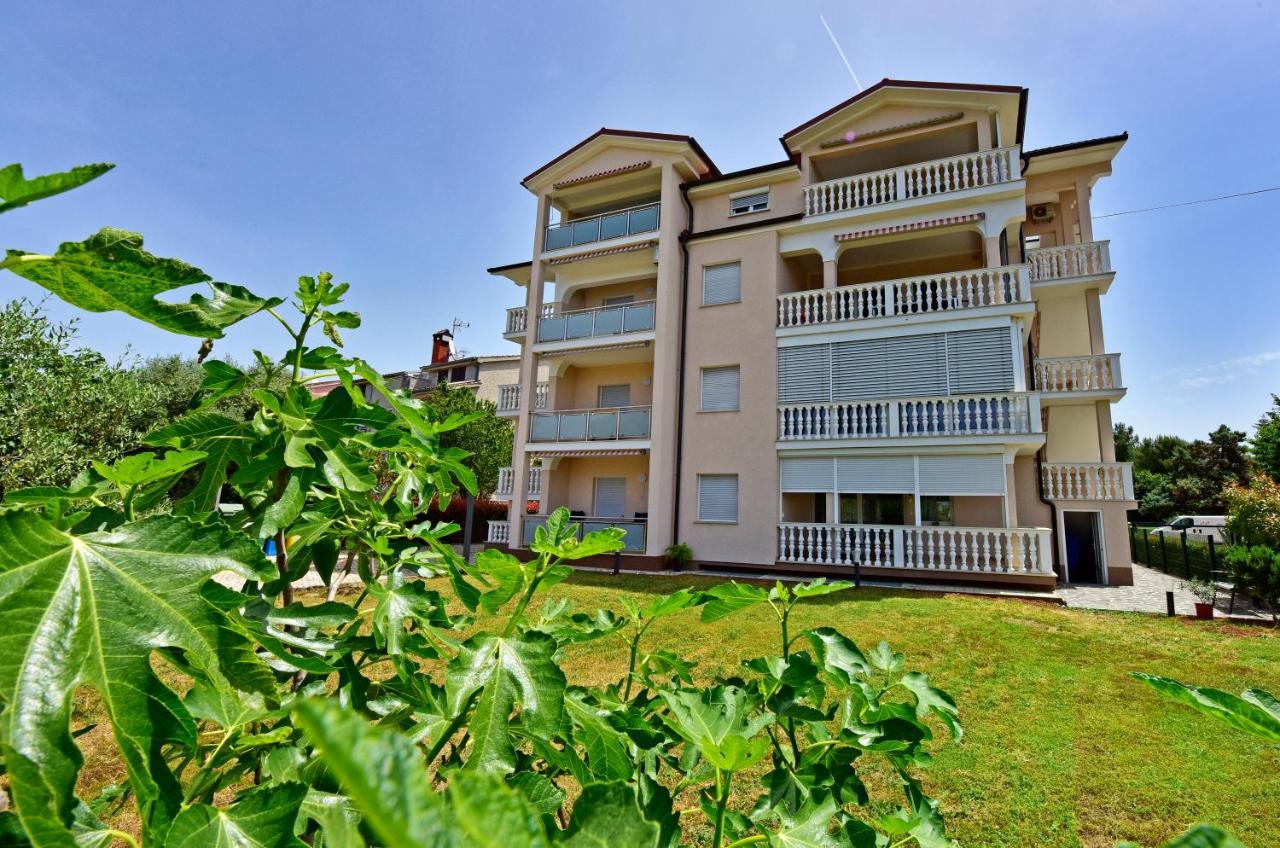 Apartments Elin Sofia Poreč Kültér fotó