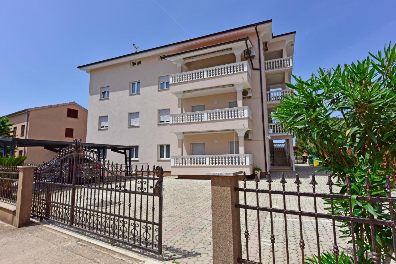 Apartments Elin Sofia Poreč Kültér fotó